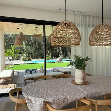 De Standing Familiale & Luxe Vila
